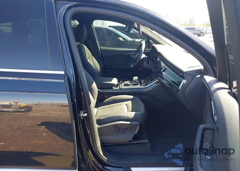 2021 Audi Q7 Premium Plus 55 Tfsi Quattro Tiptronic z USA, uszkodzony, nr VIN WA1LXAF76MD039204